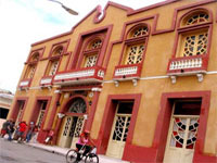 Teatro Manzanillo © Kaloian