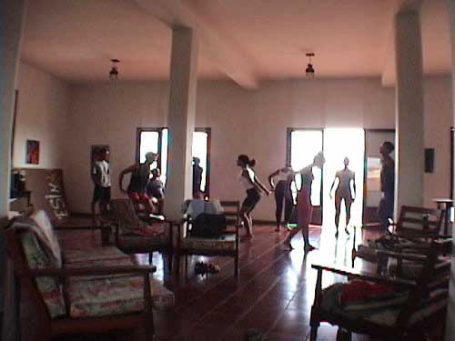 bara_danse_castillo2
