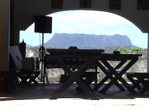 castillo_table_junque