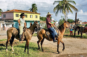 Cour intérieure du Museo de la Plaza Mayor à Trinidad, 7 km « dans les terres ». © matcol71, panoramio