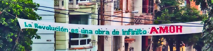 A work of Infinite Love - Banner over calle San Lazaro in front of the Universidad, February 2010 © sogestour
