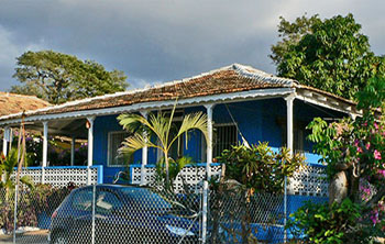 MIRANDO AL MAR | cubacasas.net | La Boca | Trinidad