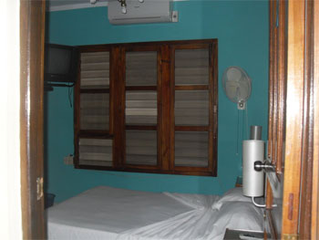 HOSTAL VISTA AL PARQUE 