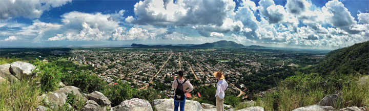 Bird's eye view of Nueva Gerona, the island's capital © adrian s, tripad visor oct 2015