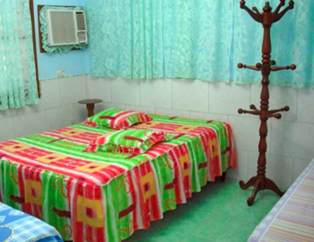 HOSTAL ENRIQUE | cubacasas.net |Zapata | Playa Larga | Batey Caleton •