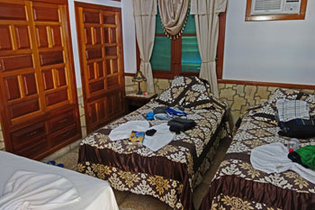 HOSTAL LUIS • cubacasas.net •|• Zapata • Playa Giron © sogestour