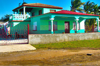 MAR y TIERRA | www.particuba.net | Puerto Esperanza