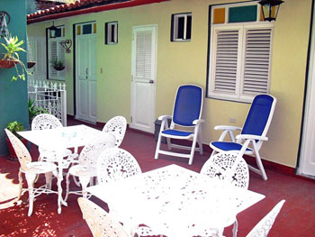 www.particuba.net •_• Sancti Spiritus • Hostal Paraiso