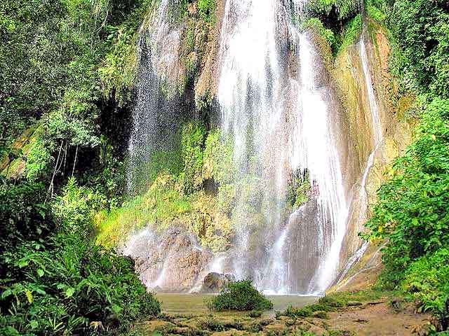 salto caburni