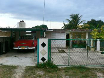 Sandino Sunso y Gina •]• A bedroom © sogestour