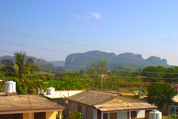 MARYLIN y ADEL | cubacasas.net | Viñales