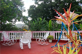 LA NENA |  particuba.net | Viñales, Pinar del Rio, Cuba