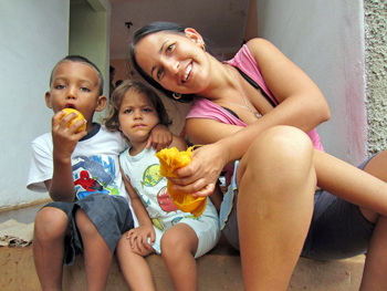 Tatica y El Chino | cubacasas.net | Viñales