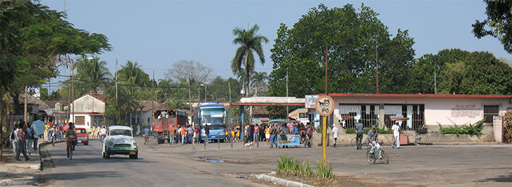 Estacion de guaguas ©Yadami, panoramio