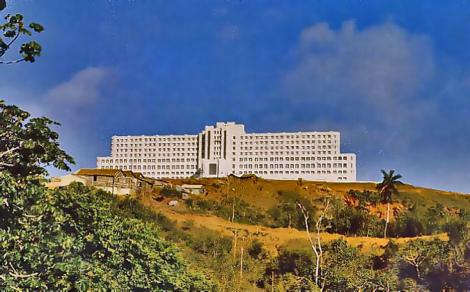 Kurhotel avant son changement de nom durant la Revolucion : ça s'appelait le Sanatorio General Batista le 21 septembre 1954